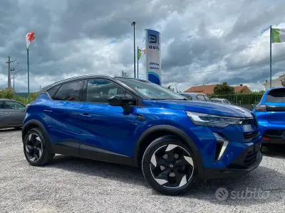 Usata Renault Captur Techno 101 CV (74 kW) 2025 Blu SUV