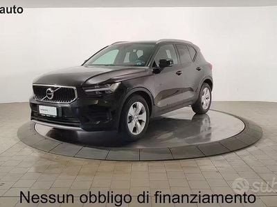 Usata Volvo XC40 Momentum 190 CV (139 kW) 2018 Nero SUV