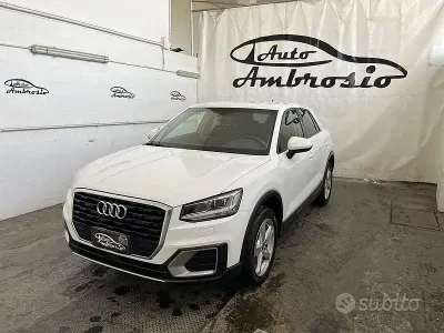 Usata Audi Q2 Design 116 CV (85 kW) 2020 Bianco SUV