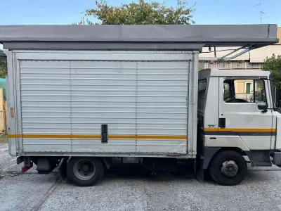 Usata Nissan Cabstar 66 kW (90 CV) 1994 Pick-up