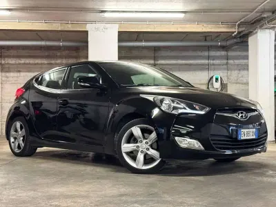 Usata Hyundai Veloster Comfort 140 CV (102 kW) 2012 Nero Utilitaria