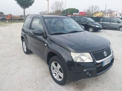 usata Suzuki Grand Vitara 1.9 DDiS 3 porte