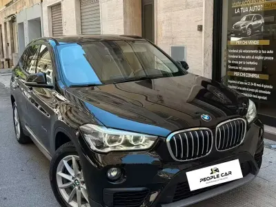 Usata BMW X1 Efficient Dynamics 190 CV (139 kW) 2016 Nero SUV