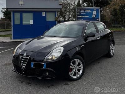 Usata Alfa Romeo Giulietta Exclusive 105 CV (77 kW) 2012 Nero Utilitaria