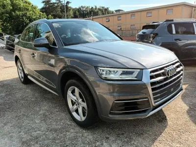Usata Audi Q5 Business 190 CV (139 kW) 2018 Grigio SUV