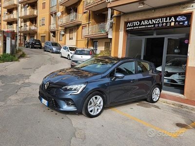 Usata Renault Clio V 91 CV (66 kW) 2022 Grigio Berlina