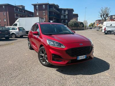 Usata Ford Kuga ST-Line X 120 CV (88 kW) 2020 Rosso SUV