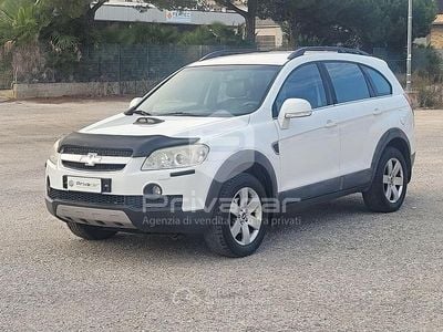 Bianco Usata 2009 Chevrolet Captiva LT SUV | 3990 € (Buon prezzo)