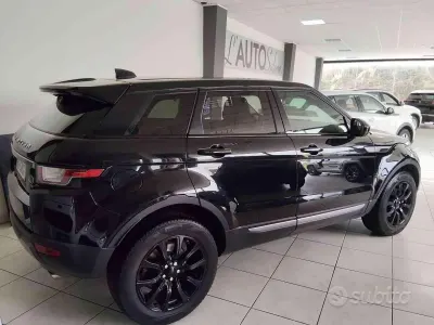 Usata Land Rover Range Rover evoque 150 CV (110 kW) 2018 Nero SUV