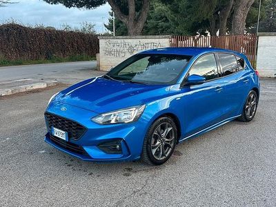 Usata Ford Focus ST-Line 120 CV (88 kW) 2018 Blu Berlina