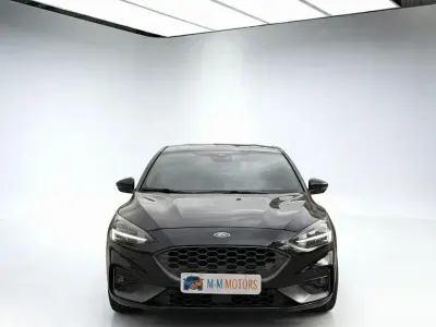 Usata Ford Focus ST-Line 280 CV (205 kW) 2019 Nero Utilitaria