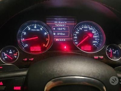 Usata Audi A8L W12 Ambiente 450 CV (330 kW) 2006 Grigio Berlina