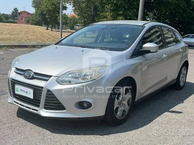 Usata Ford Focus 95 CV (69 kW) 2014 Grigio Utilitaria