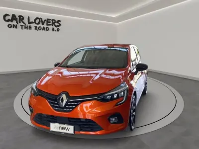Usata Renault Clio Techno 145 CV (106 kW) 2023 Eqb ( orang ) Utilitaria