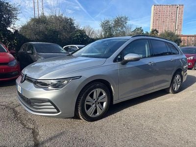 Usata VW Golf VIII 116 CV (85 kW) 2021 Argento Station wagon