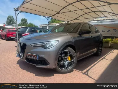 Usata Alfa Romeo Stelvio Veloce 209 CV (153 kW) 2021 Grigio SUV