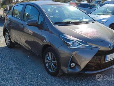 usata Toyota Yaris Hybrid Yaris 1.5 5 porte Active