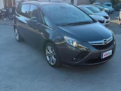 Usata Opel Zafira Tourer 140 CV (102 kW) 2012 Grigio Monovolume