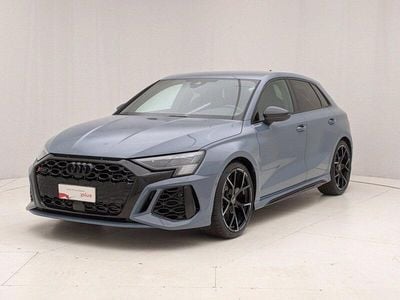 Usata Audi RS3 Comfort 400 CV (294 kW) 2022 Grigio kemora metallizzato Berlina