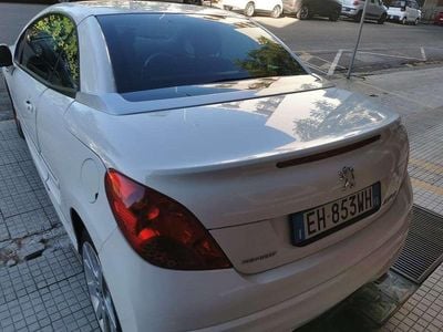 Usata Peugeot 207 CC 111 CV (81 kW) 2011 Bianco Cabrio