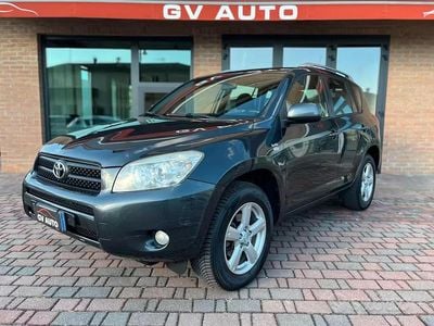 Usata Toyota RAV4 136 CV (100 kW) 2007 Grigio SUV