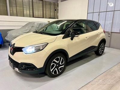 Usata Renault Captur Intens 90 CV (66 kW) 2016 Beige SUV