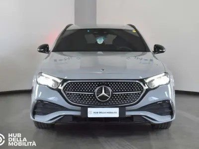 Gebraucht Mercedes E220 Advanced 197 PS (144 kW) 2024 Grau Kombi