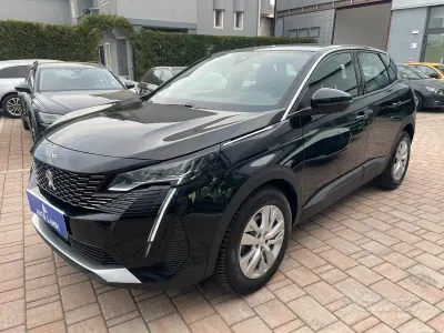 Usata Peugeot 3008 Business-Line 131 CV (96 kW) 2022 Nero SUV