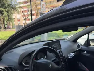 Usata Peugeot 207 95 CV (69 kW) 2007 Nero Station wagon
