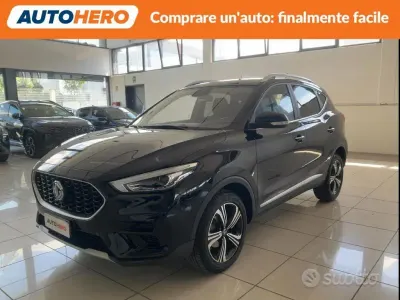 Usata MG ZS 106 CV (77 kW) 2023 Nero SUV