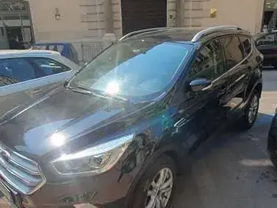 Usata Ford Kuga Business Edition 120 CV (88 kW) 2018 Nero SUV