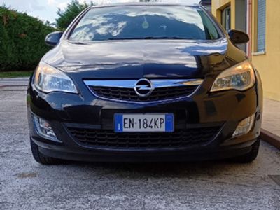 usata Opel Astra TDCI 110 cv