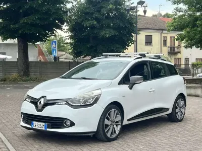 Usata Renault Clio GrandTour 75 CV (55 kW) 2015 Bianco Station wagon