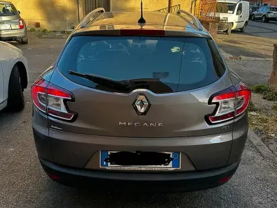 Usata Renault Mégane GrandTour 130 CV (95 kW) 2011 Grigio Station wagon