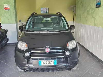 Usata Fiat Panda Cross Cross 95 CV (69 kW) 2016 Nero Utilitaria