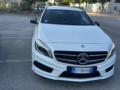 Usata Mercedes A180 122 CV (89 kW) 2013 Utilitaria