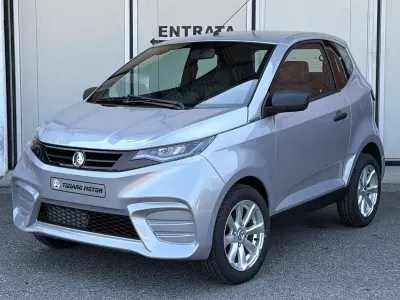 Nuova Aixam City Pack 2026 Argento Berlina