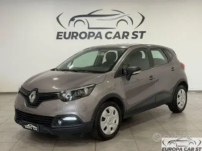 Usata Renault Captur 90 CV (66 kW) 2015 Grigio SUV