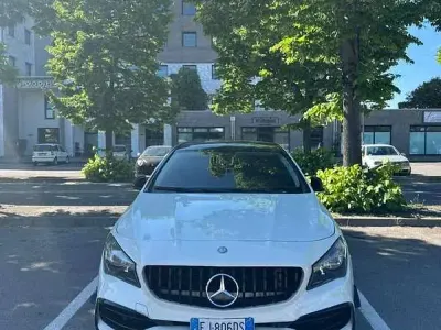 Begagnad Mercedes 200 156 HK (114 kW) 2017 Vit