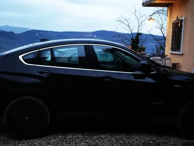 Usata BMW X4 Advantage 190 CV (139 kW) 2017 Nero SUV