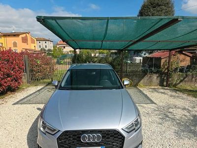 Usata Audi A3 Business 116 CV (85 kW) 2019 Grigio Berlina