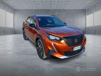 Occasion Peugeot 2008 Allure 101 ch (74 kW) 2023 Vari colori SUV