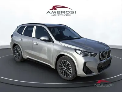 Nuova BMW X1 M Sport 245 CV (180 kW) 2026 Space silver metallizzato SUV