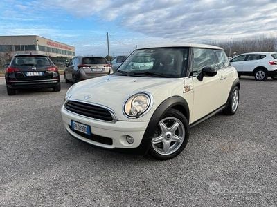Usata Mini ONE 75 CV (55 kW) 2010 Bianco Utilitaria