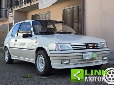 Usata Peugeot 205 101 CV (74 kW) 1991 Bianco Utilitaria
