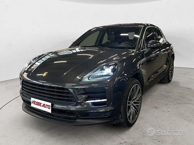 Usado Porsche Macan 245 CV (180 kW) 2019 Gris SUV