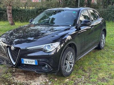 Usata Alfa Romeo Stelvio Executive 190 CV (139 kW) 2019 Nero SUV