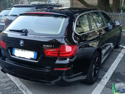 Usata BMW 520 Luxury Line 184 CV (135 kW) 2013 Nero Berlina