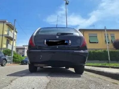 Lancia Lybra