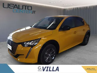 Usata Peugeot e-208 Active 100 kW (136 CV) 2023 Giallo Utilitaria